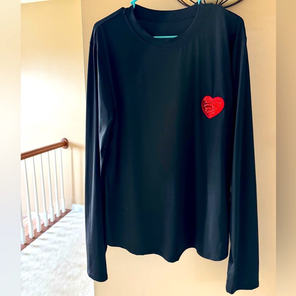 Long sleeve black T shirt